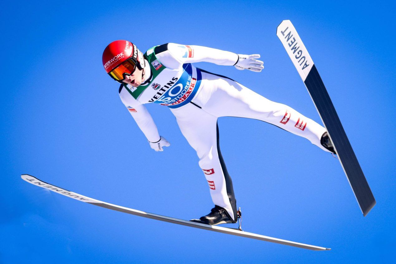 Mednarodna smučarska zveza zavrnila norveške obtožbe o domnevnih nepravilnostih avstrijskih skakalcev
